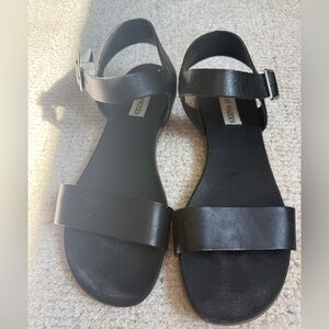 Steve Madden Elegant Black Sandals